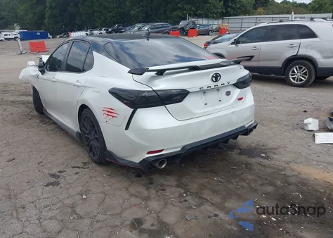 2021 Toyota Camry Trd z USA, uszkodzony, nr VIN 4T1KZ1AK5MU056093